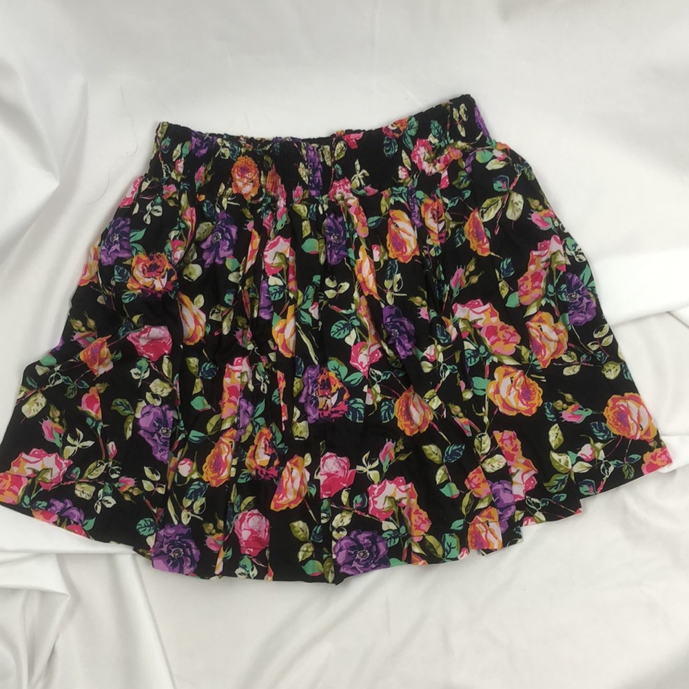 - Floral skirt